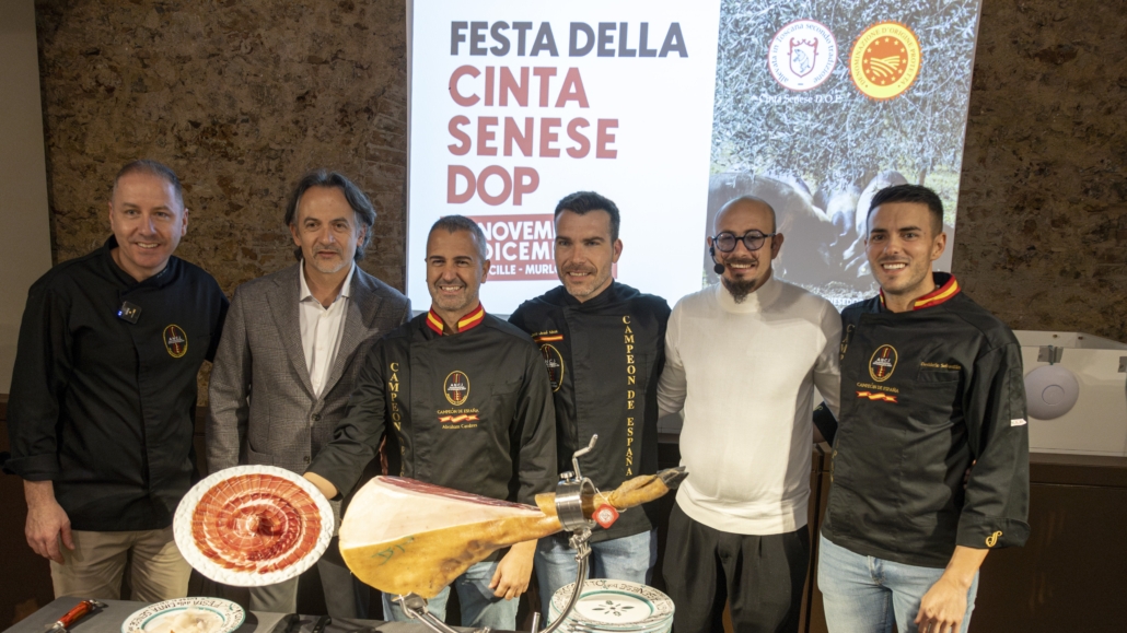 2024 - Sovicille, Festa della Cinta Senese DOP